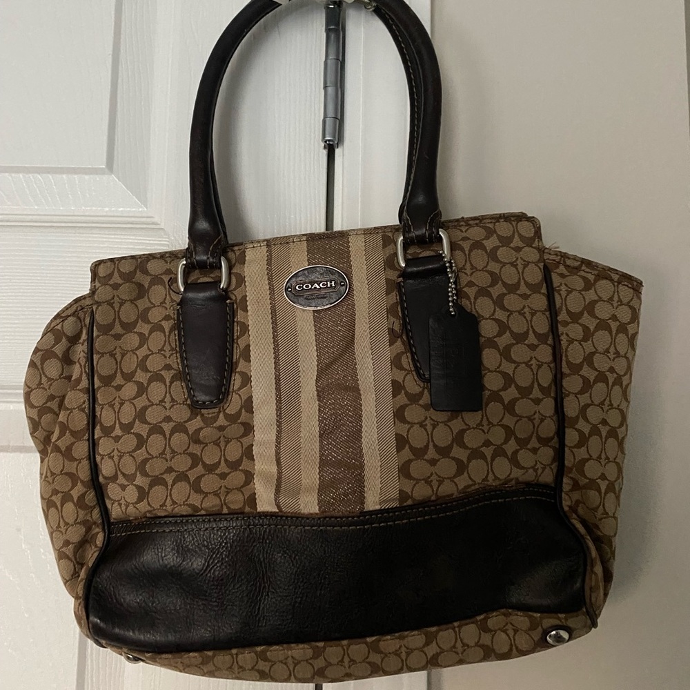 VINTAGE COACH BAG